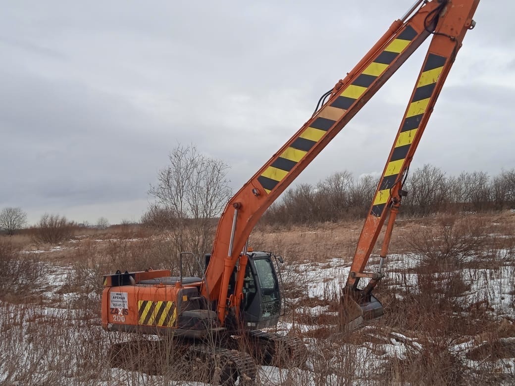<span style="font-weight: bold;"> Длиннорукий экскаватор HITACHI Модель - ZX 200</span>